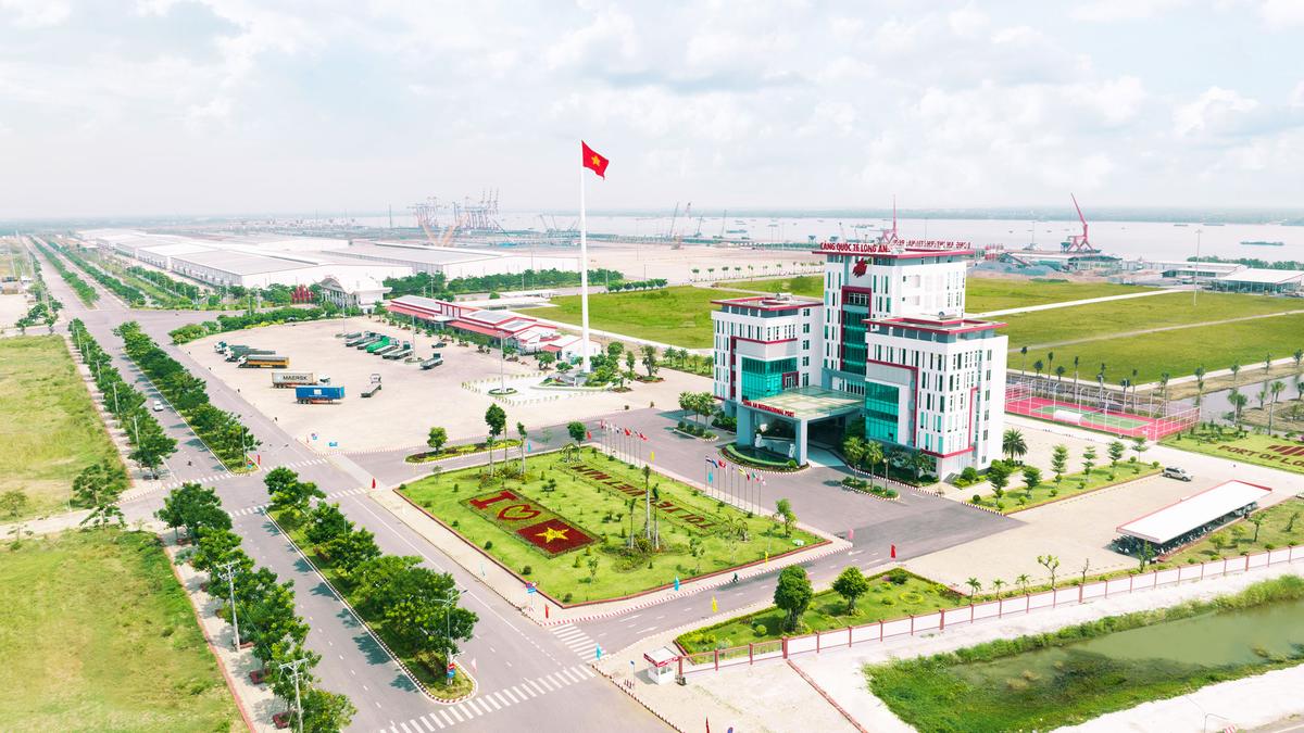 Long An International Port facility 1