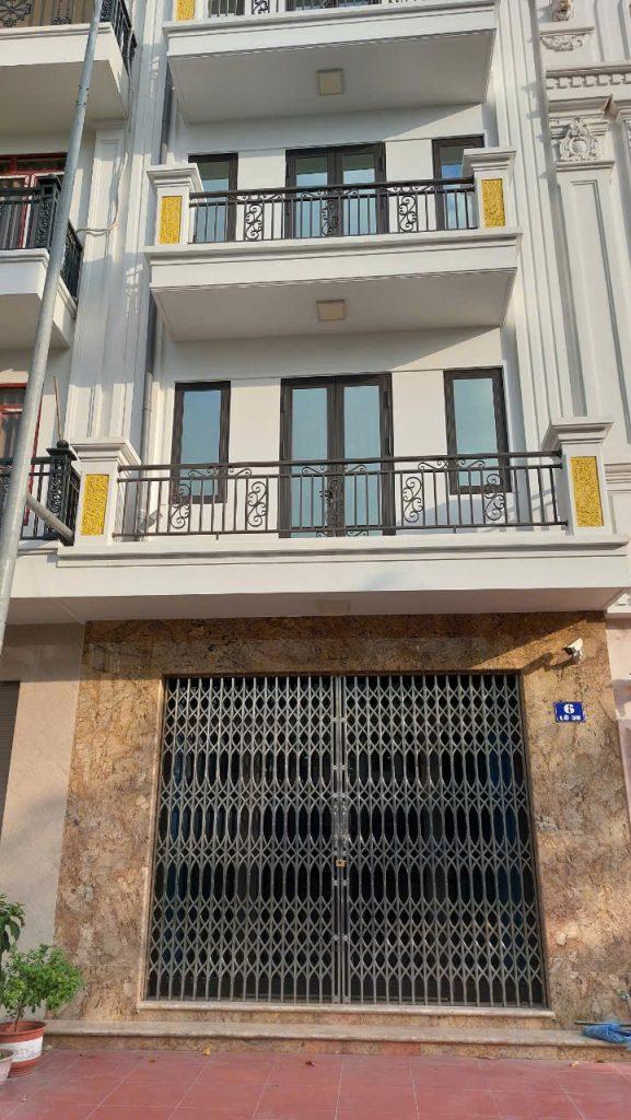 Cửa Hàng Inox Bình Giang facility 3